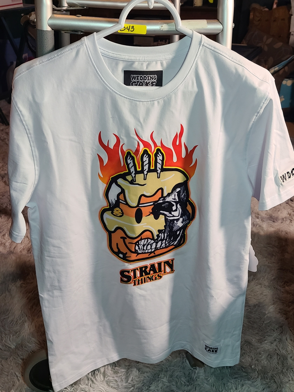 NWT Wedding Cake "Strain Things" Streetwear Graphic T-Shirt - Size Small